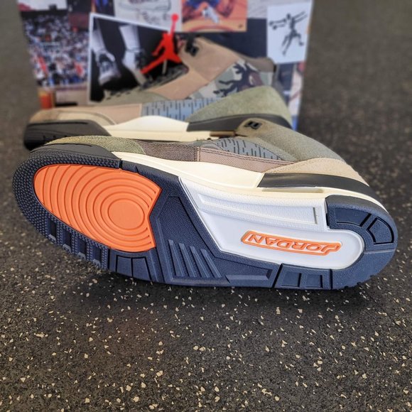 Nike Air Jordan 3 Retro SE Patchwork Camo Sneakers DO1830-200 Size 11.5 Mens - Picture 7 of 8